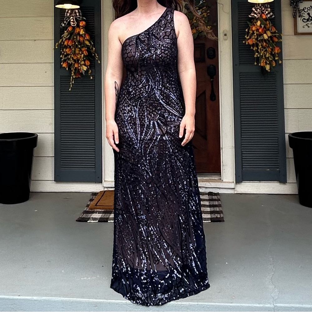 Elegant One-Shoulder Dark Blue Prom Dress